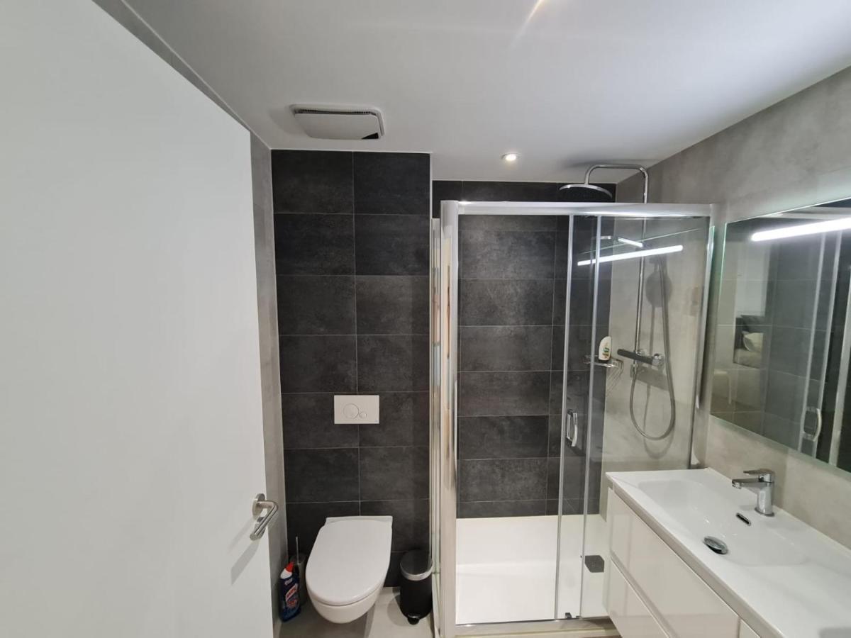 E1 Apartment High Level Sea View Gibraltar Extérieur photo